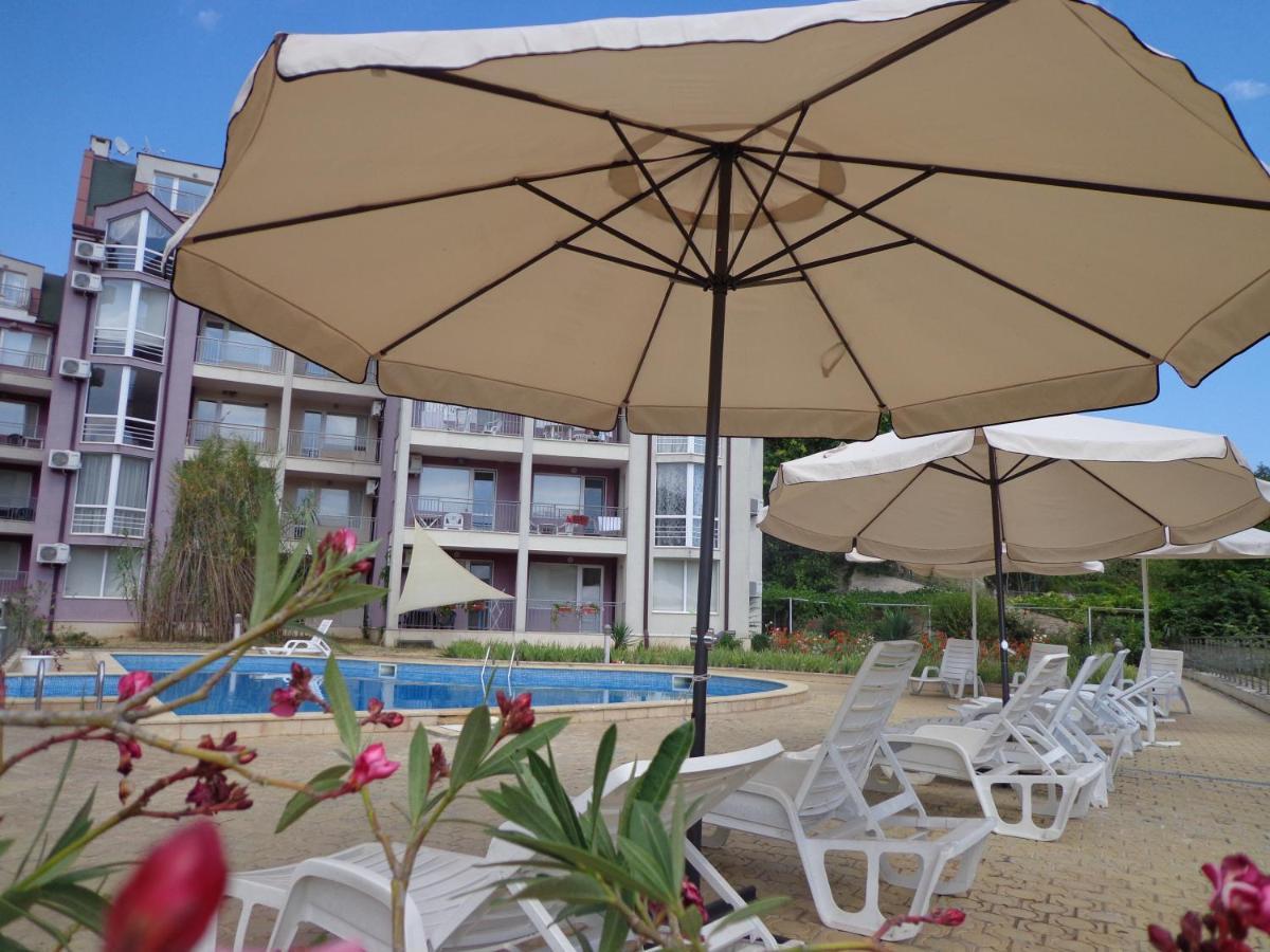 Kavarna Hills Apartments エクステリア 写真