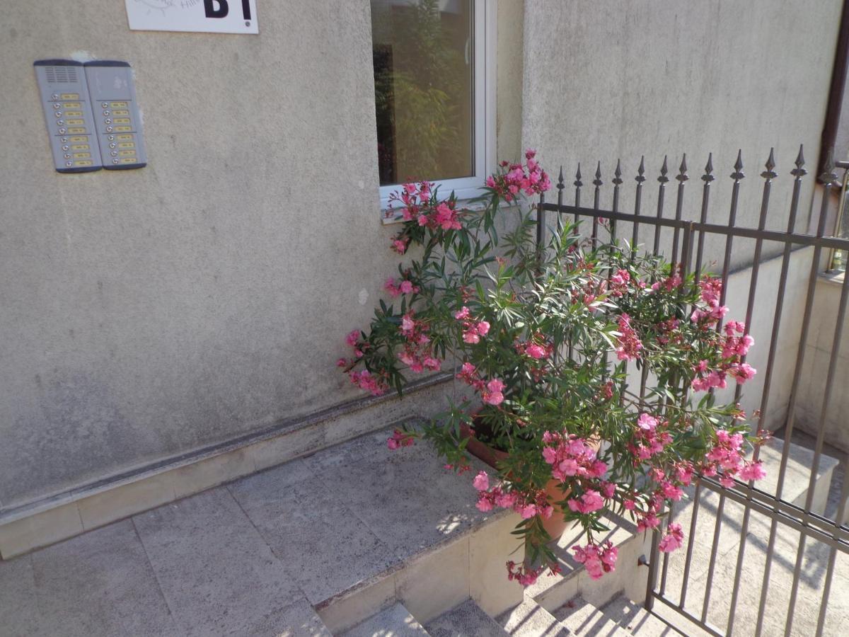 Kavarna Hills Apartments エクステリア 写真