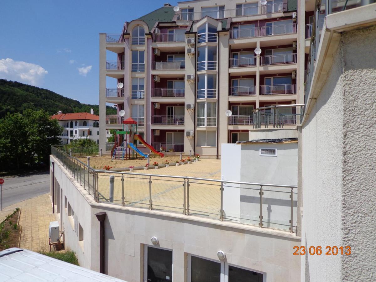 Kavarna Hills Apartments エクステリア 写真