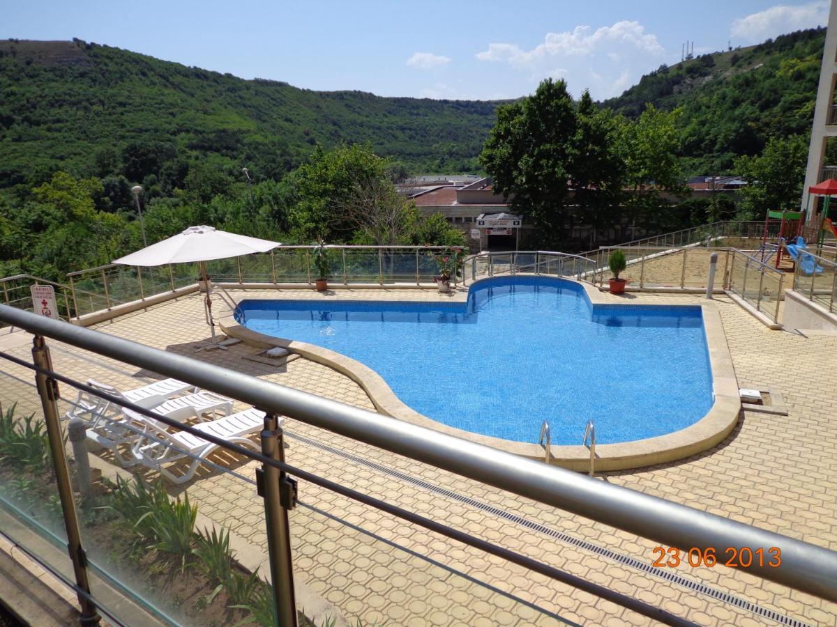 Kavarna Hills Apartments エクステリア 写真
