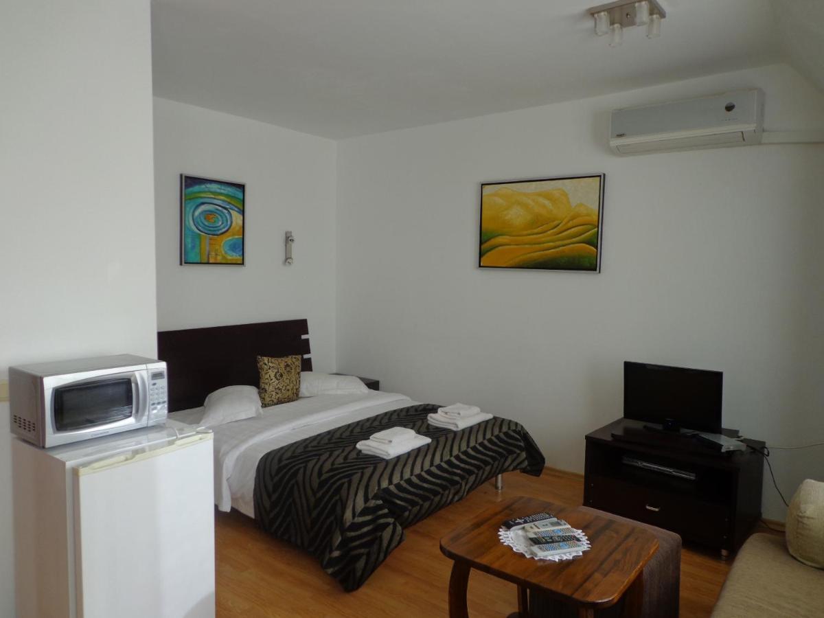 Kavarna Hills Apartments エクステリア 写真